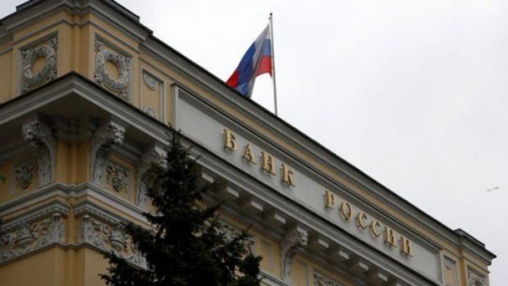 Rusiyanın xarici ticarət profisiti 65% azalıb
