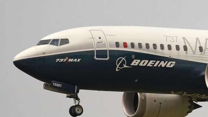 “Boeing” şirkəti “737 Max” təyyarələrini yoxlamağa çağırdı