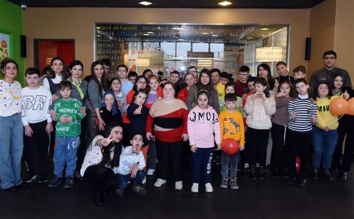 “McDonald’s Azərbaycan” daun sindromlu uşaqlar üçün xeyriyyə layihəsinə start verir - “Günəşli ürəklər” – FOTO