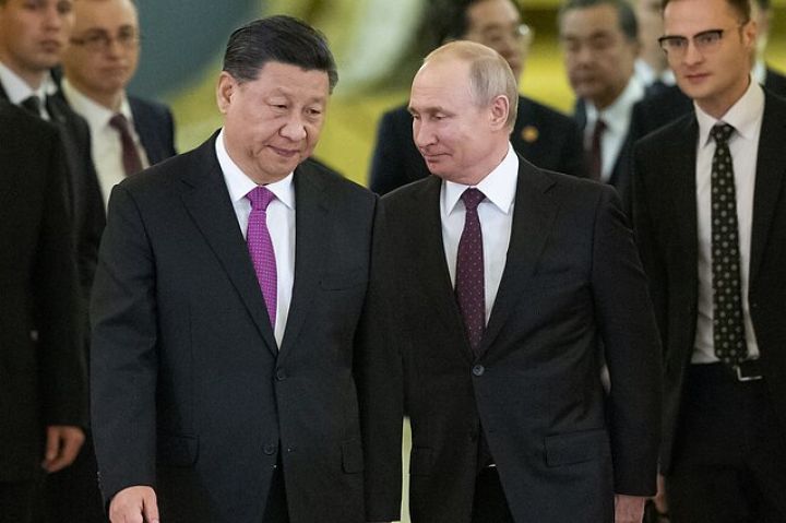 Çin 2023-cü ildə Rusiya ilə rekord ticarət həcmini açıqlayıb