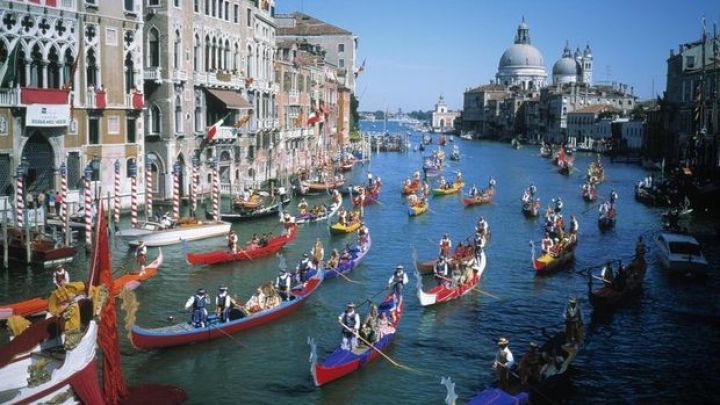 Venesiyada ayaqbasdı ödənişi 5 avro olaraq müəyyən edilib