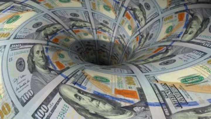 Dollar istiqrazları ilə borc almış dövlət şirkətinin gəliri və mənfəəti azalıb