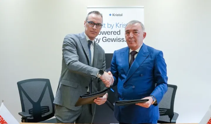 “Kristal” şirkəti İtaliyanın  qabaqcıl istehsalçısı ilə memorandum imzaladı