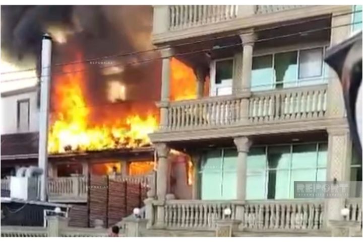 Sumqayıtda hotel yanır