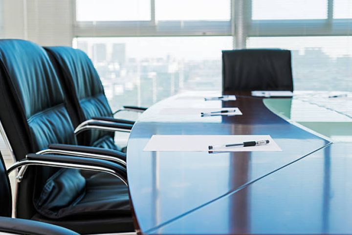 Bankda növbədənkənar yığıncaq keçiriləcək, idarəetmə orqanlarına dair məsələlər müzakirə ediləcək