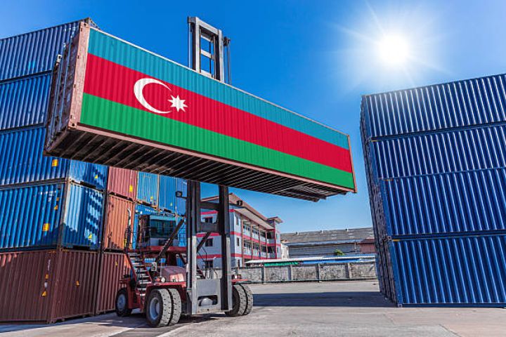 Azərbaycan xaricə daha çox satıb, xaricdən daha az alıb - hər 100 dollarlıq idxala qarşı 196 dollarlıq ixrac