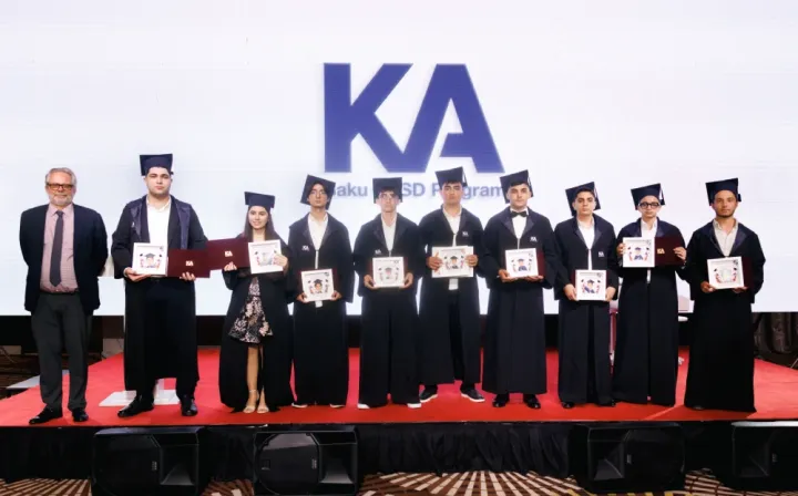Kanada Azərbaycan Məktəbi 2026-cı il məzunlarını böyük qürur və sevinc hissi ilə təntənəli mərasimdə yola salıb