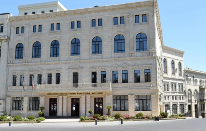 Konstitusiya Məhkəməsindən mühasib və vergi məsləhətçiləri ilə bağlı mühüm qərar