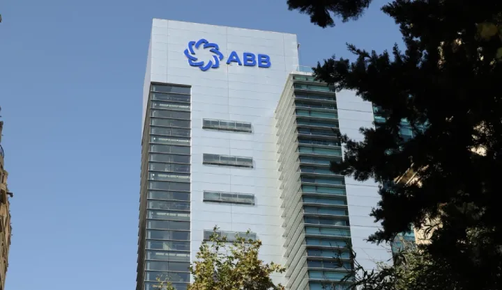 “Fitch”dən Azərbaycanın ən böyük bankına dair müsbət qərar - ABB bir pillə də irəlilədi