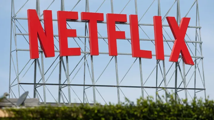 Netflix-in gəlirləri proqnozdan aşağı olub, səhmləri 9%-dən çox ucuzlaşıb