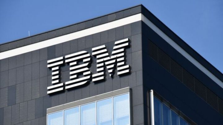 IBM-in gəlirləri ikinci rübdə 1% artıb