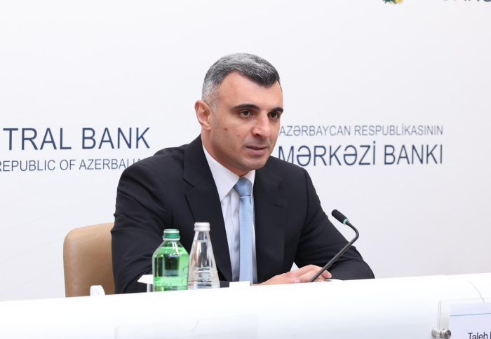 Mərkəzi Bank bazardan 2 milyard dollardan çox valyuta alıb – Ehtiyatlar 13,7 milyard dollara çatıb