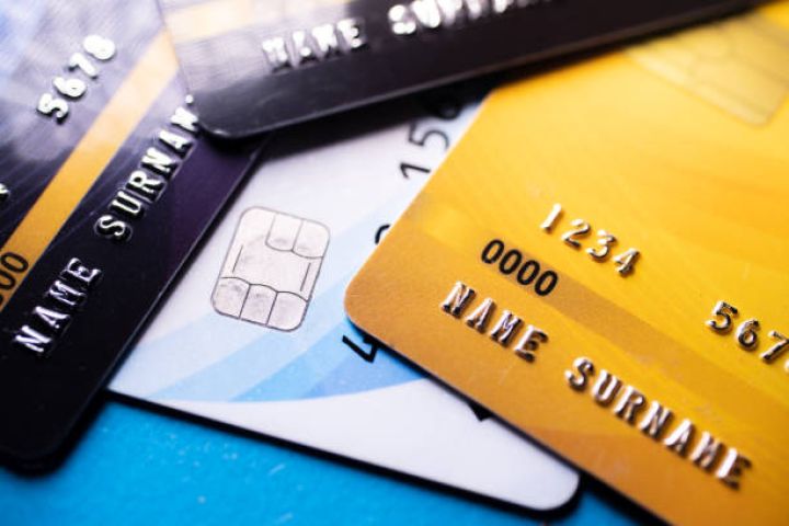 Bankomatlar vasitəsilə kart əməliyyatlarının sayı 6 dəfəyə yaxın azalıb