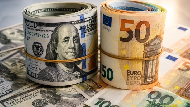 Avroya ikiqat zərbə – Fransa və Rusiya ilə bağlı risklər valyutanı ucuzlaşdırdı