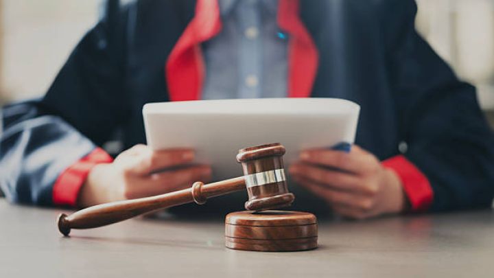 Banka məhkəmədən rədd cavabı – Zaminin iki avtomobilinə qadağa qoyulmadı