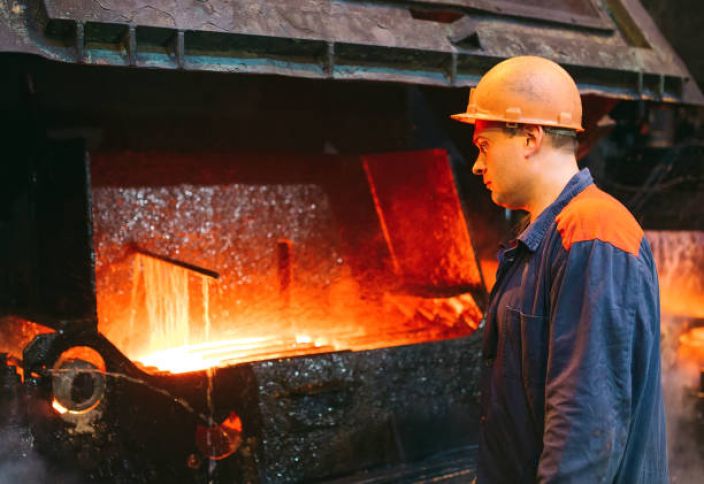 Azərbaycanın metallurgiya nəhənginin illik gəlirləri 400 milyon manatı ötüb - ŞİRKƏT BÖYÜYÜB