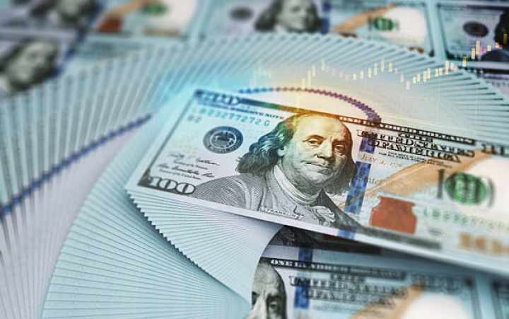 Azərbaycana xaricdən pul axınında müsbət fərq böyüyüb – 70 faizlik artım, 830 milyon dolları keçib