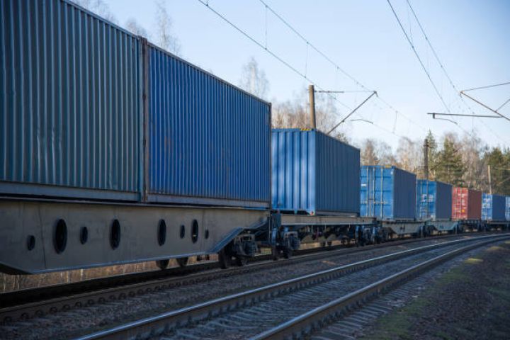 "ADY Express": 8 ayda Orta Dəhliz üzrə 54 min TEU-ya yaxın yük daşınıb