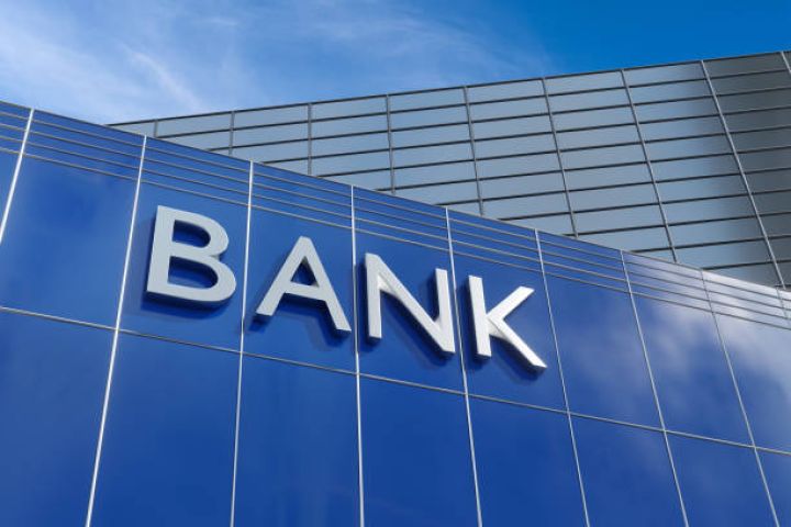 Bank Hüquq Büro xidmətini satın alır - TENDER ®