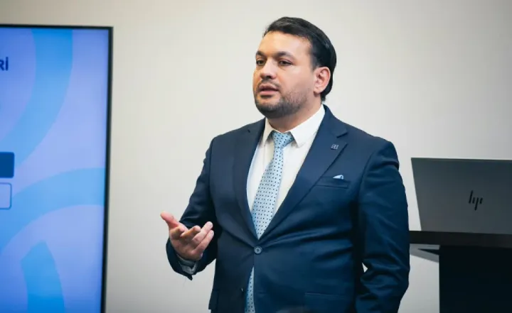 Bank hesabdan xəbərsiz pul çıxara bilərmi? – Akseptsiz tutulmanın qaydaları - MÜSAHİBƏ
