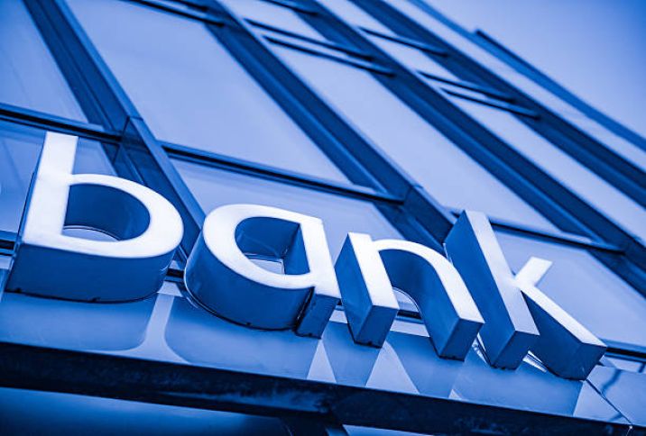 Bankların əmanət sahiblərinə faiz ödənişləri 1 milyard manata yaxınlaşıb